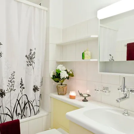 Apartament Double Room-4 By Interhome